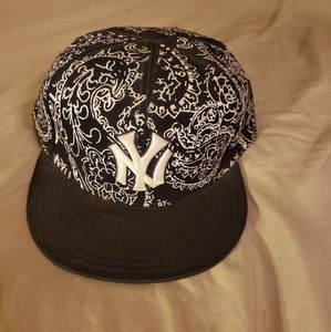 NY Yankees hat